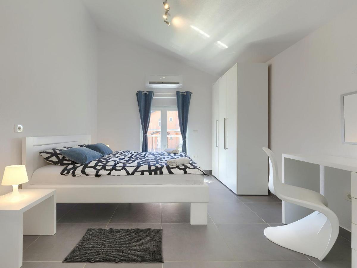 Holiday Home Villa Gocci By Interhome Kmeti المظهر الخارجي الصورة