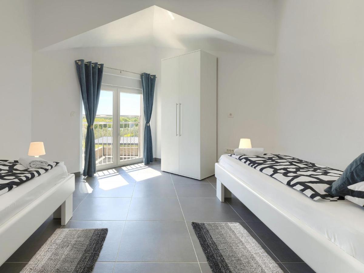 Holiday Home Villa Gocci By Interhome Kmeti المظهر الخارجي الصورة