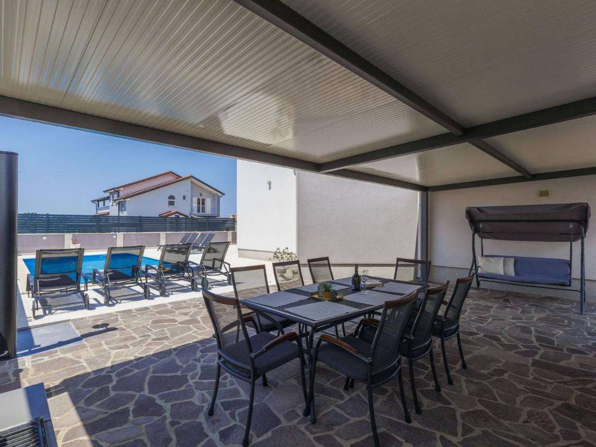 Holiday Home Villa Gocci By Interhome Kmeti المظهر الخارجي الصورة
