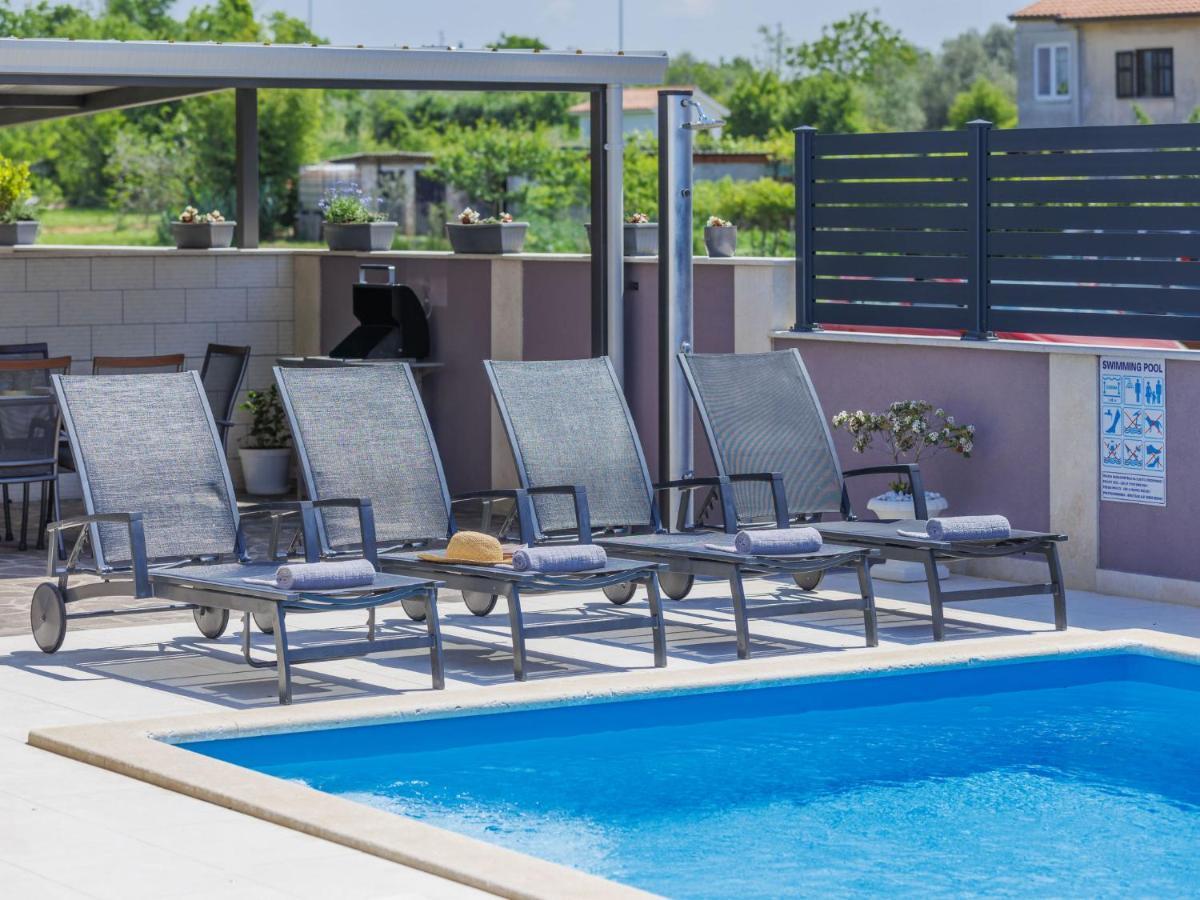 Holiday Home Villa Gocci By Interhome Kmeti المظهر الخارجي الصورة