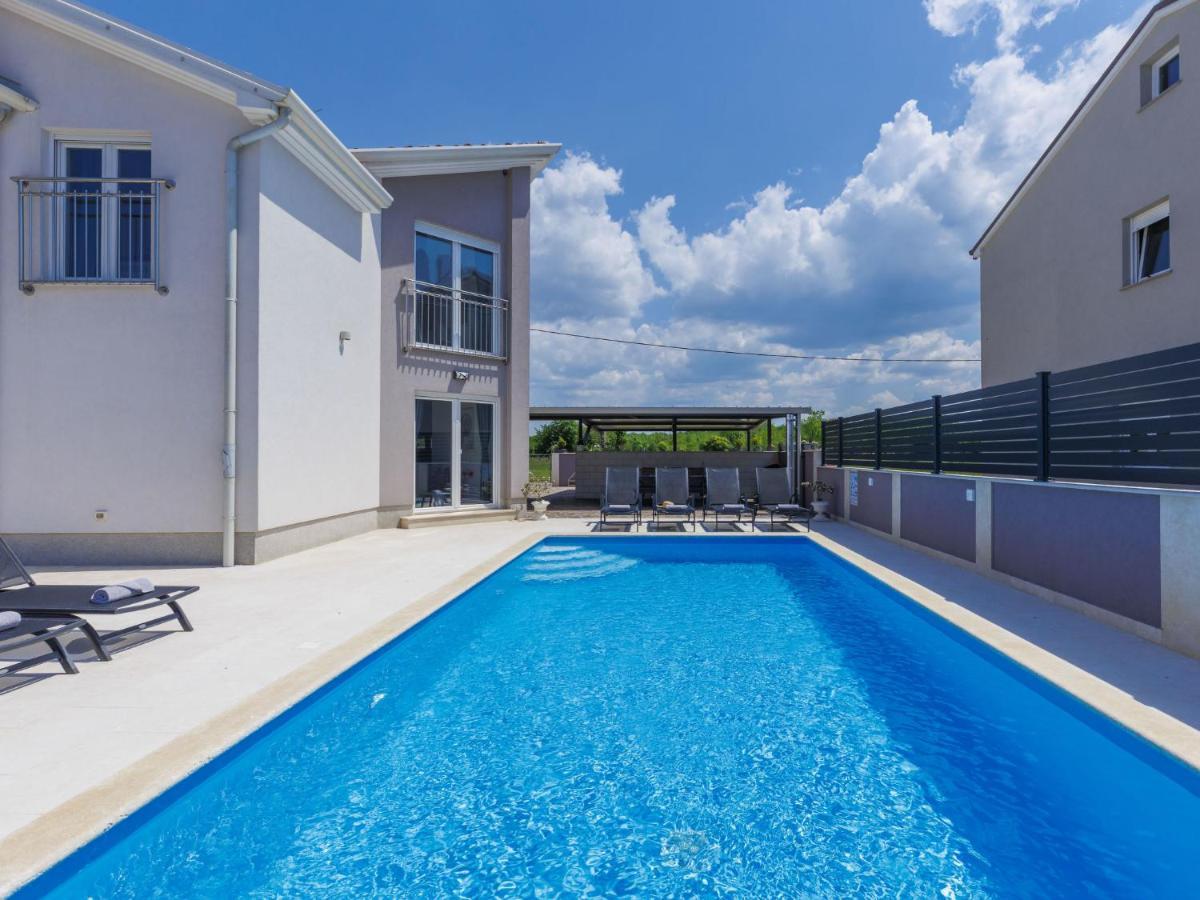 Holiday Home Villa Gocci By Interhome Kmeti المظهر الخارجي الصورة